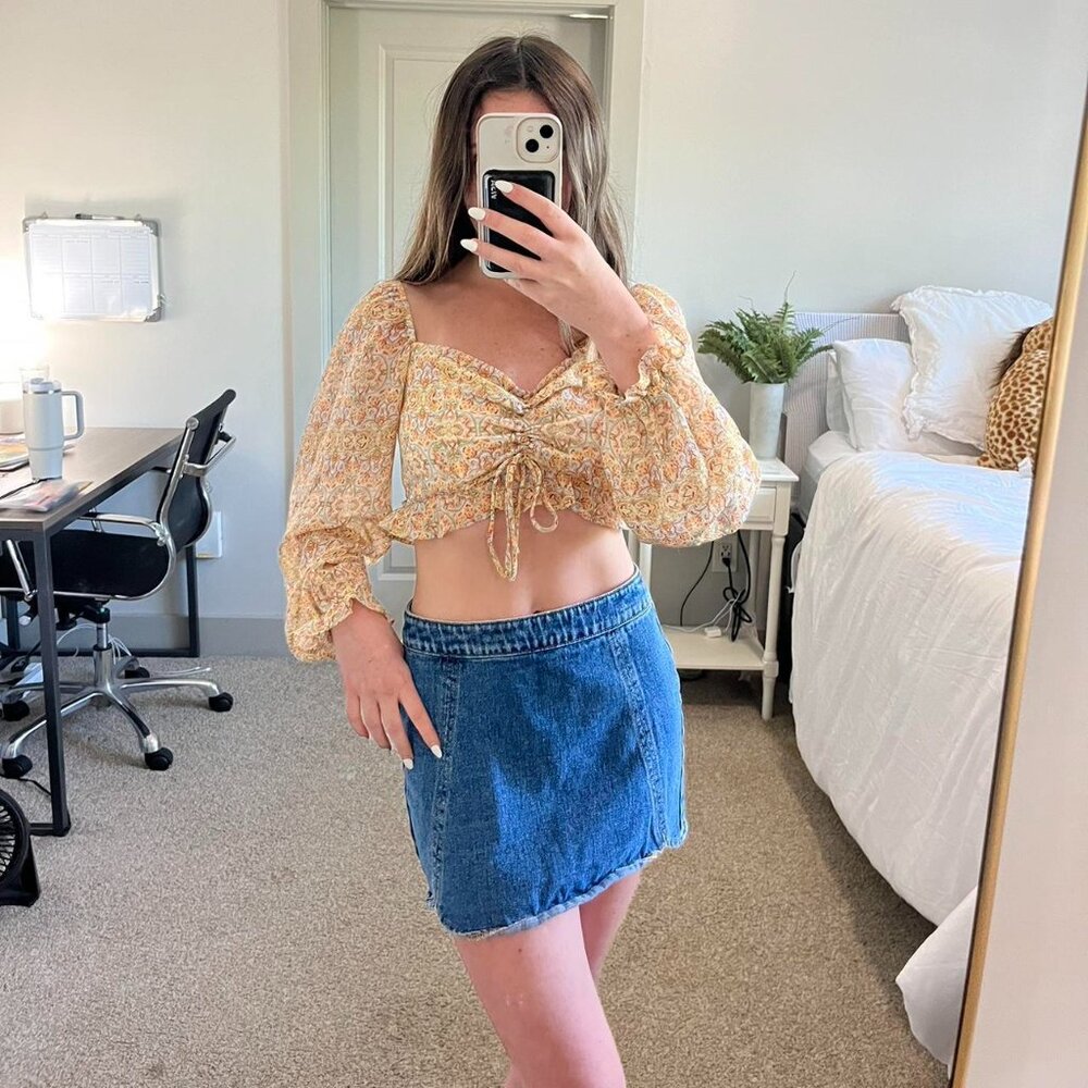 Show me your mumu ruffled floral crop top